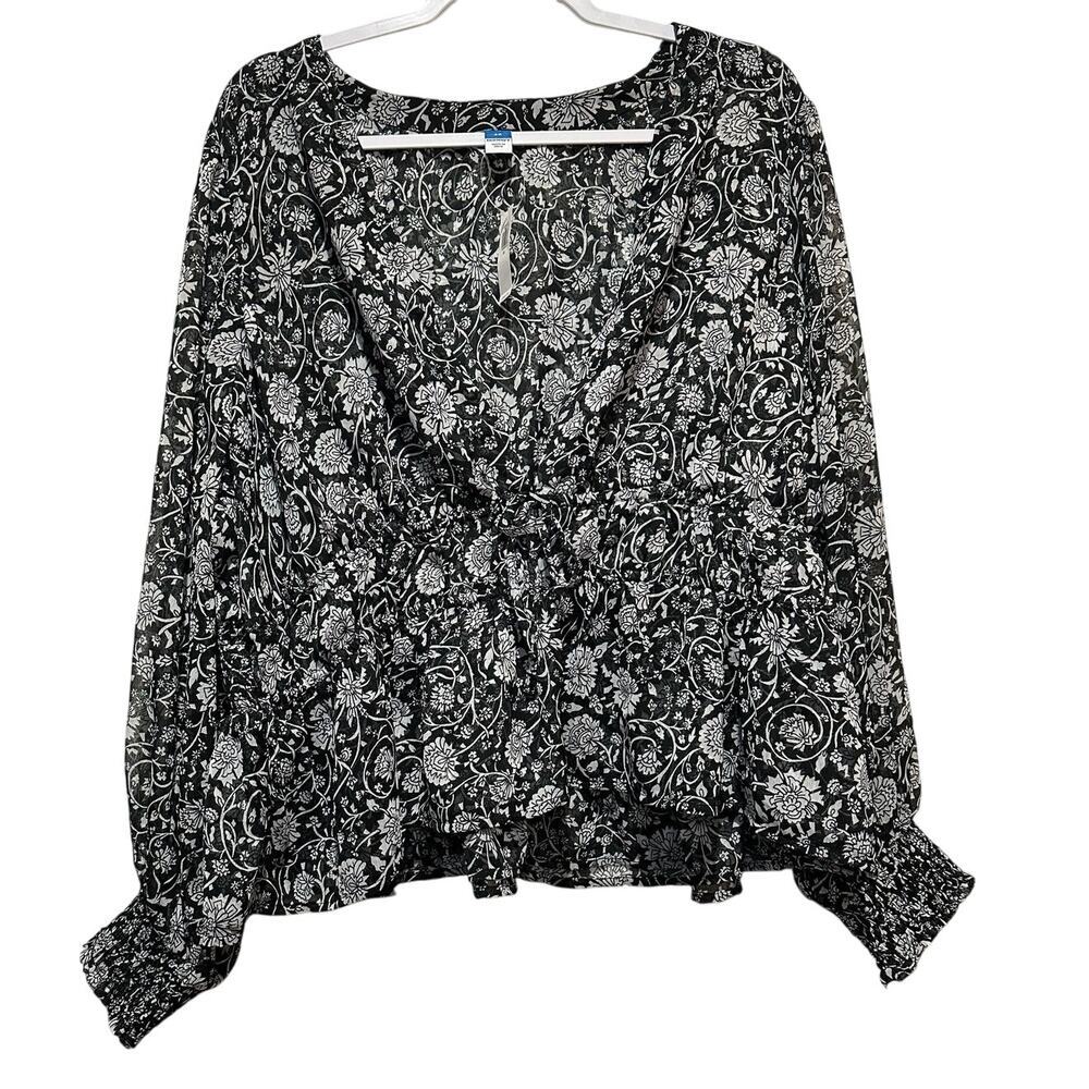 Old Navy 2X Puff Sleeve Floral Smockedโ Tie-Front Blouse Boho NWT Black & White